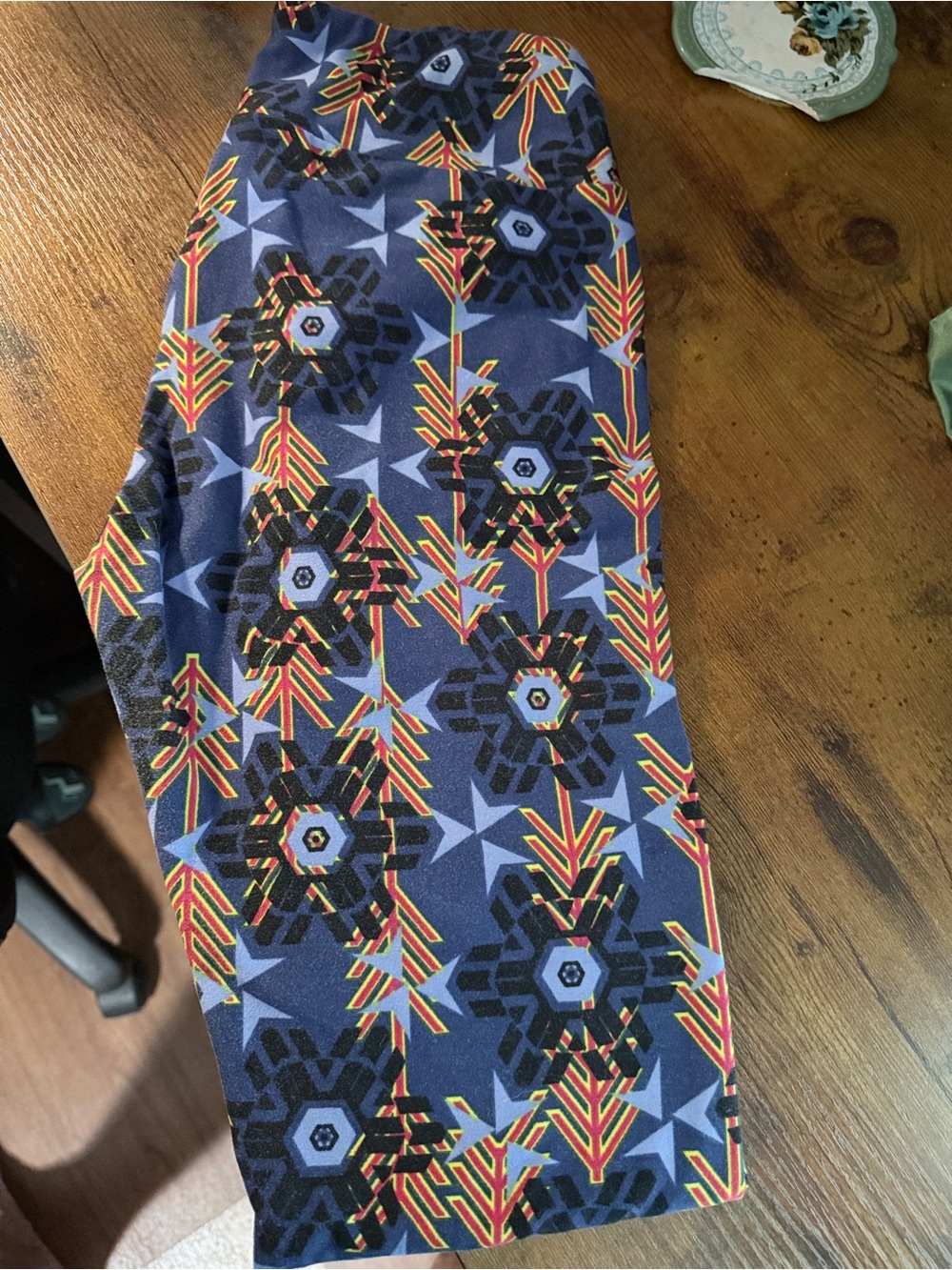 LuLaRoe Women’s OS Geometric Print Leggings